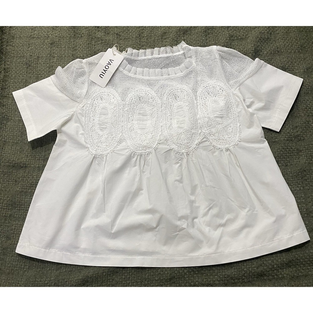 VAOYIU Blouse. White Cotton Cropped Short Sleeve Lace. Small. NWT